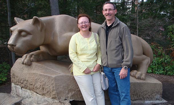 Eric and Janet Tomajko Branyan at the Lion Shrine