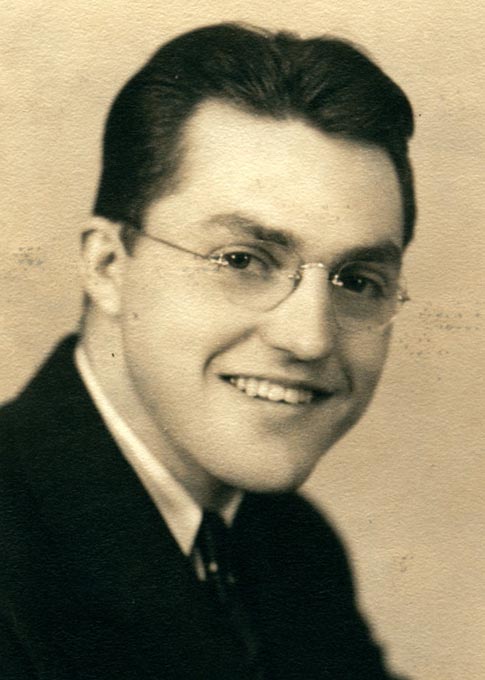 headshot of david pergrin circa 1940
